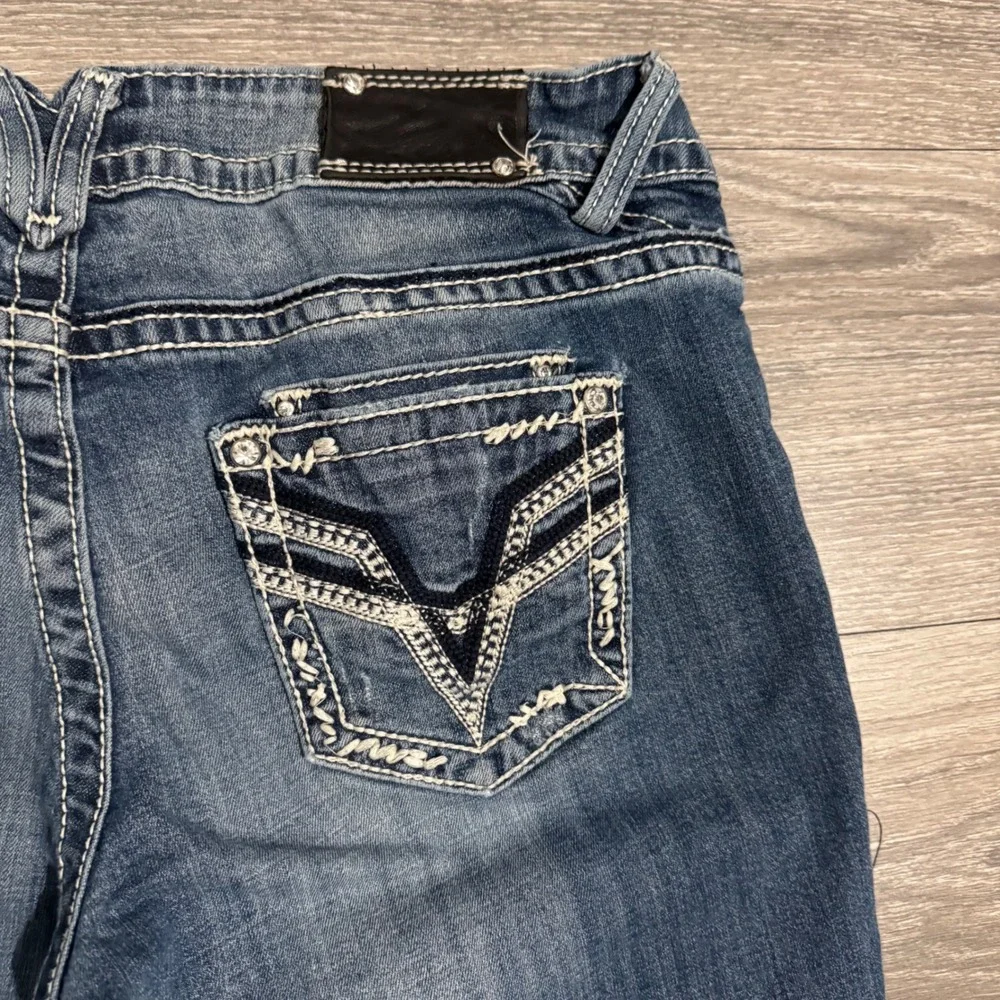 Vigoss The Dublin Capri Jeans Womens 13/14 Medium Wash Distressed Thick Stitch‎
